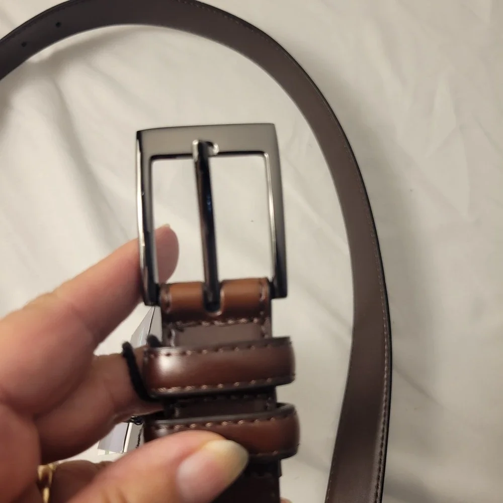 Mio Marino Leather Belt Mens 30 Mahogany Burnt Umber Classy Prong B84N-86-MBU302